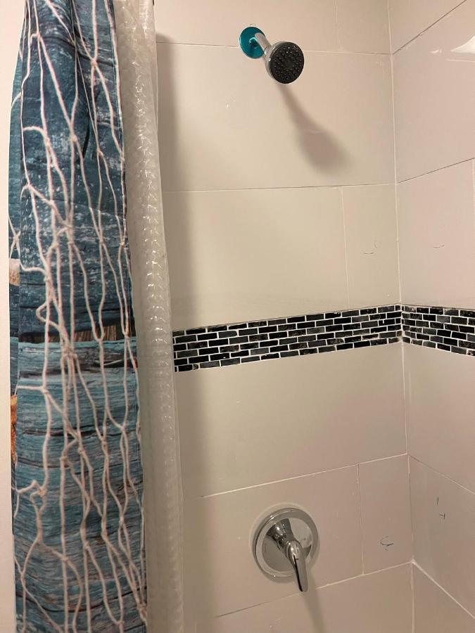 Value Inside Miami, Near Airport, Beach, Center & Metro Homestay