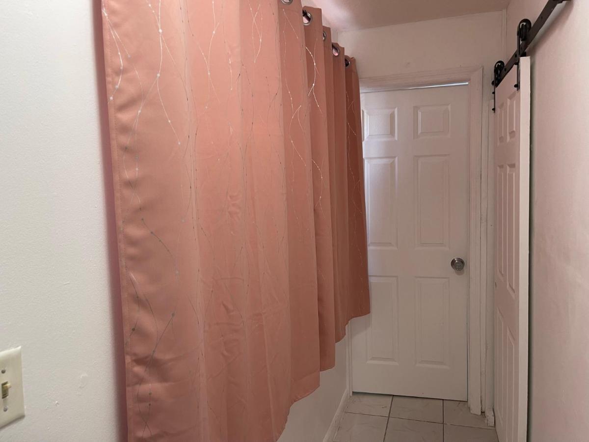 Value Inside Miami, Near Airport, Beach, Center & Metro *