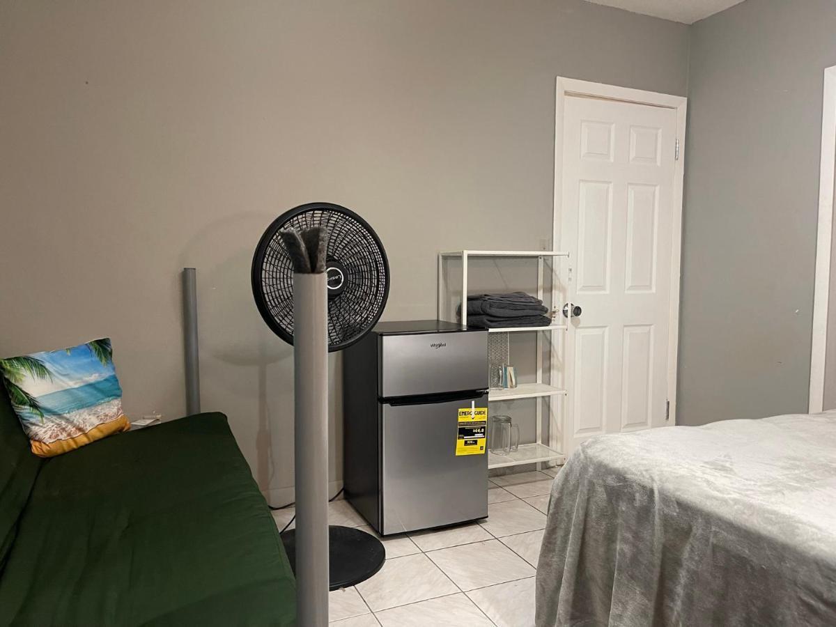 Value Inside Miami, Near Airport, Beach, Center & Metro Homestay *