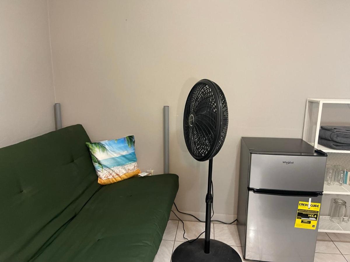 Value Inside Miami, Near Airport, Beach, Center & Metro Homestay
